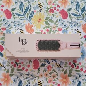 L'ange Blush Hairbrush Straightener